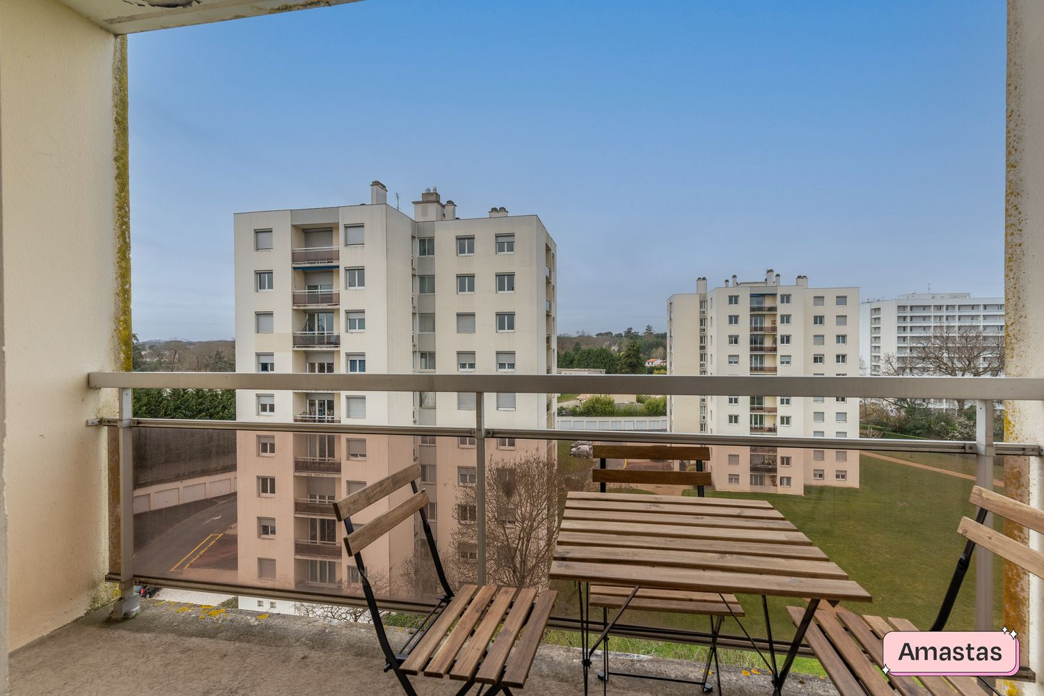 
                                                Colocation
                                                 Colocation meublée avec balcon proche des écoles à Gradignan