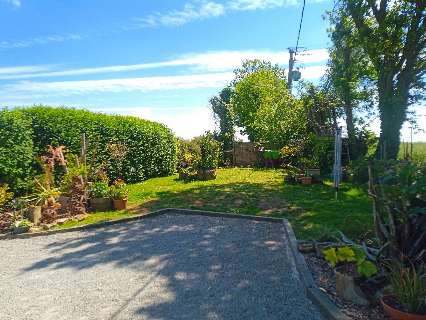 
                                                Vente
                                                 Deux maisons en pierre