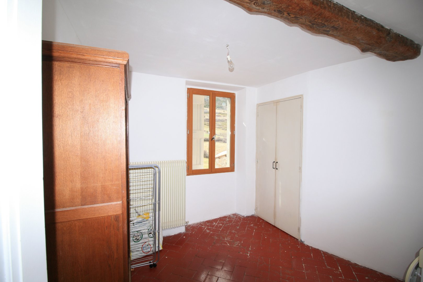 
                                                Vente
                                                 Digne lesBains , Entrages , appartement T5, 4 chambres 