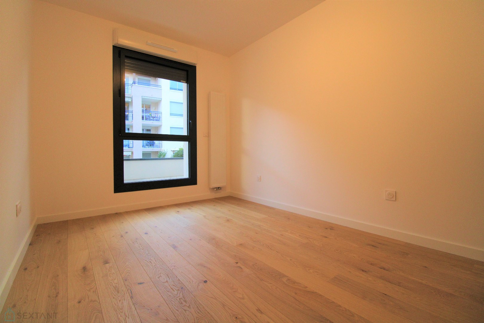 
                                                Vente
                                                 DIVONNE-LES-BAINS- Bel appartement neuf type 3 centre-ville 485.000 €