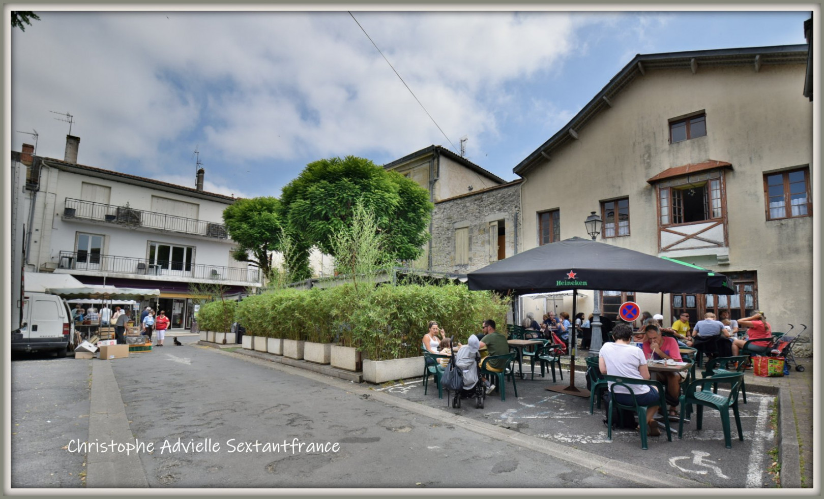 
                                                Vente
                                                 Fonds de commerce bar brasserie avec superbe terrasse, coeur de ville, vente cause retraite