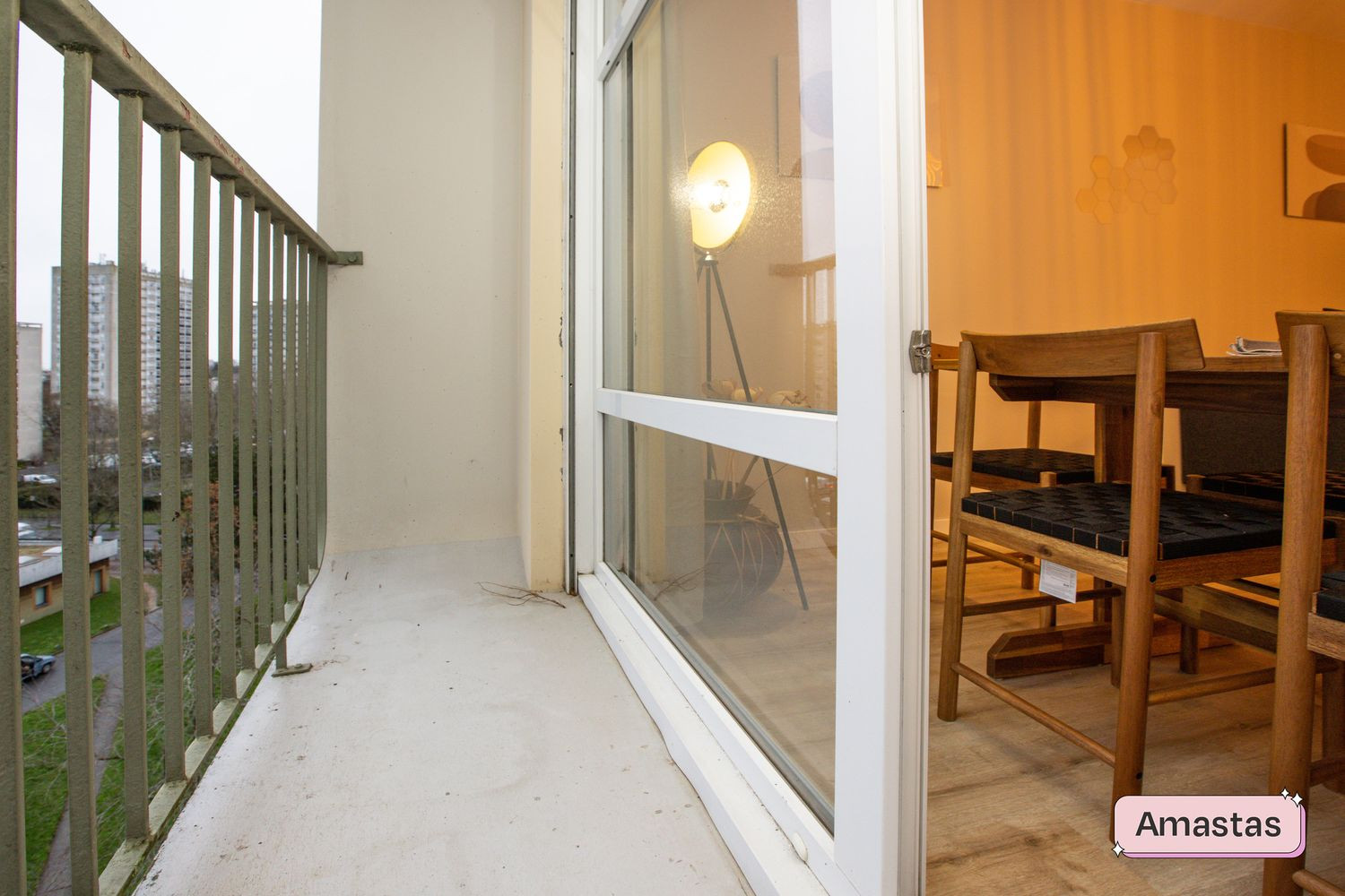 
                                                Colocation
                                                 Frais d'agence offerts pour cette belle colocation de 4 personnes dans le quartier Triangle à Rennes