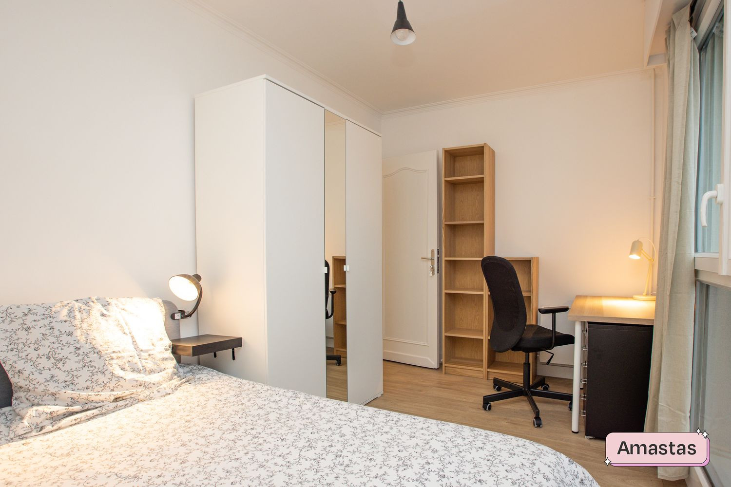 
                                                Colocation
                                                 Frais d'agence offerts pour cette belle colocation de 4 personnes dans le quartier Triangle à Rennes