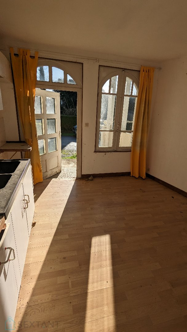 
                                                Vente
                                                 Grande maison à rénover à Camors