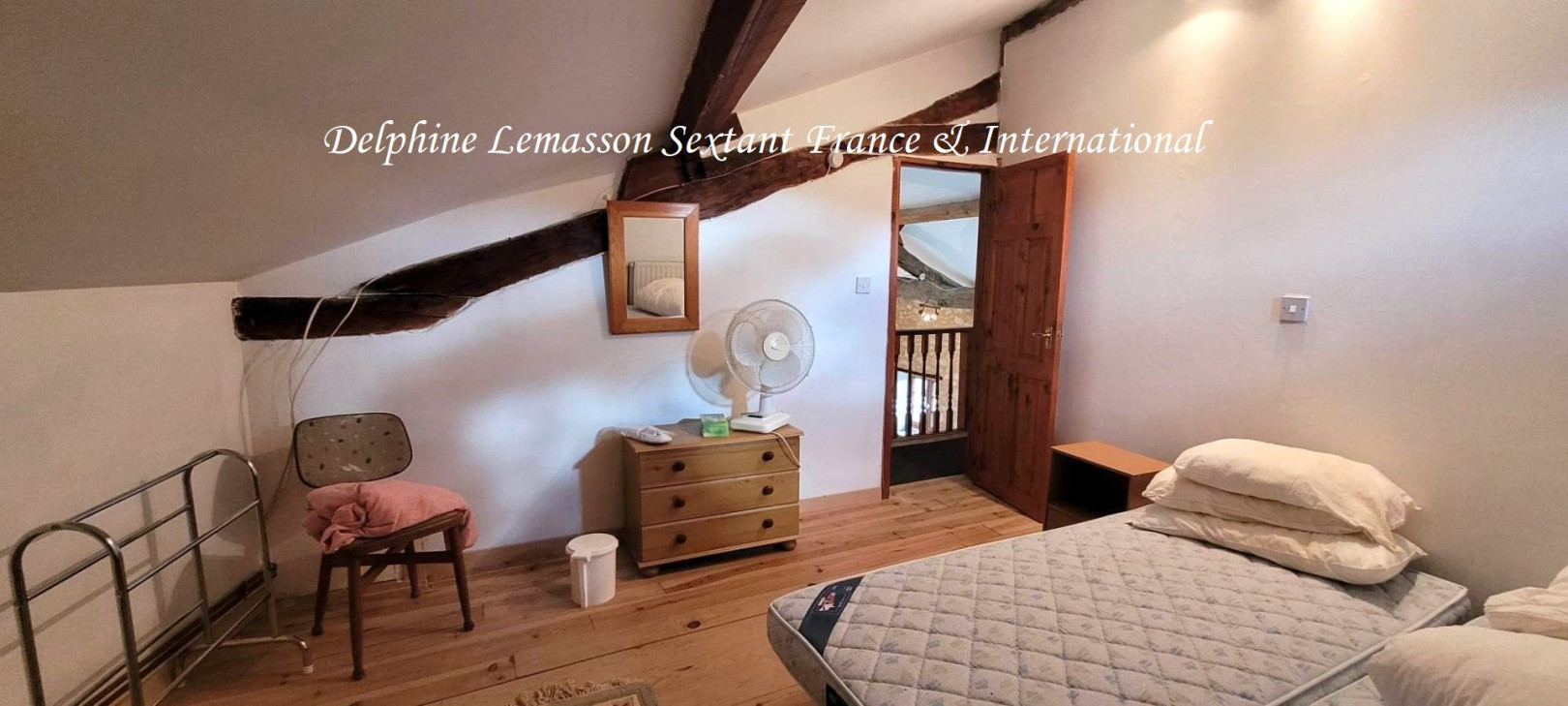 
                                                Vente
                                                 Idéal investisseur, grande maison de hameau, 5 chambres  