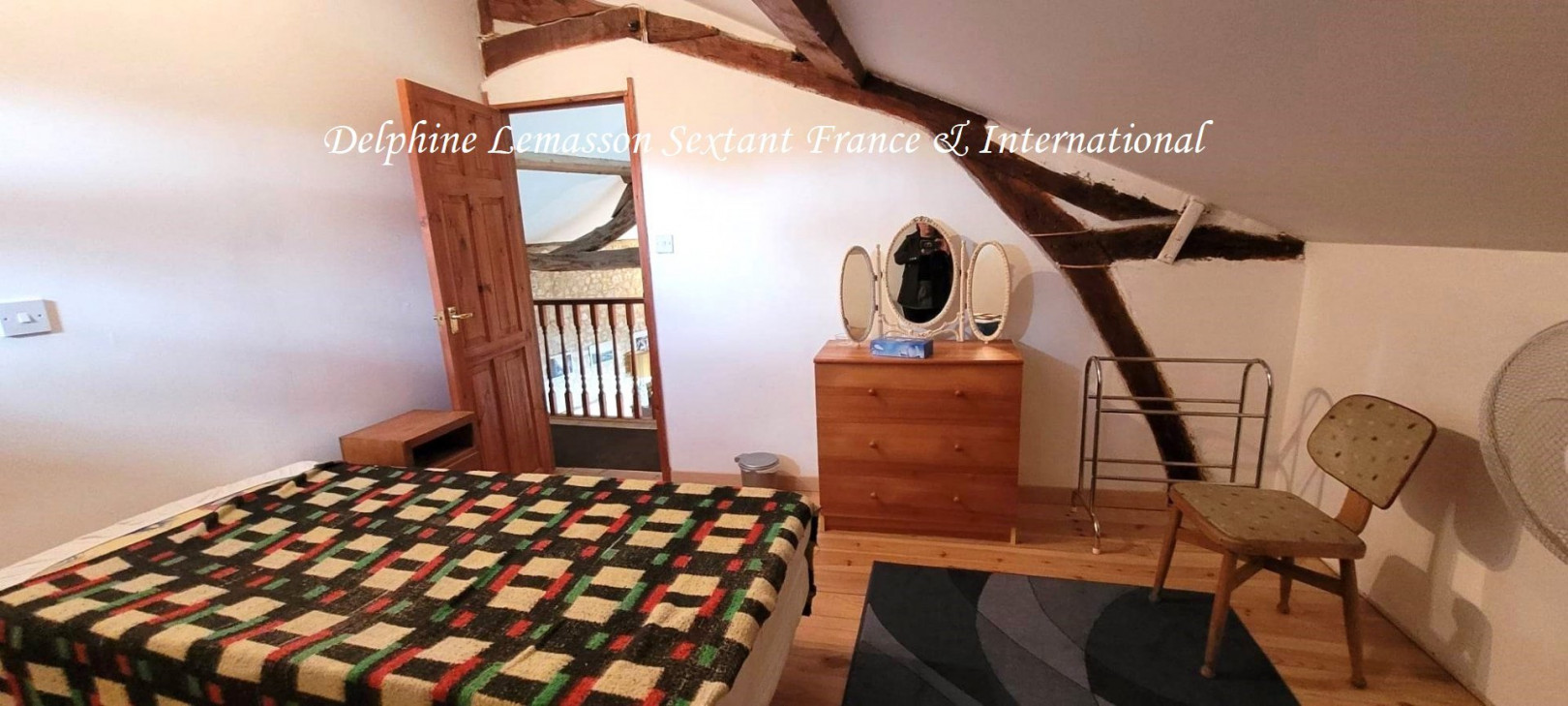 
                                                Vente
                                                 Idéal investisseur, grande maison de hameau, 5 chambres  