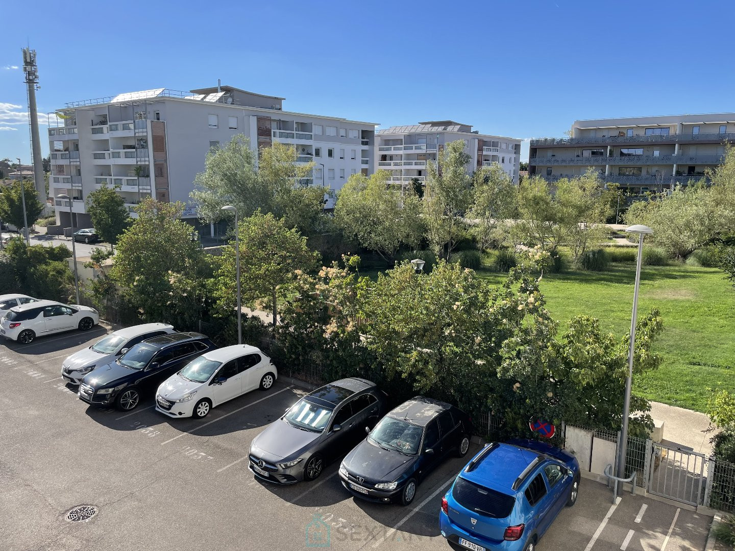 
                                                Vente
                                                 ISTRES - Appartement très lumineux - 2 pièces-  40m - idéal premier achat - terrasse 8m² + place parking