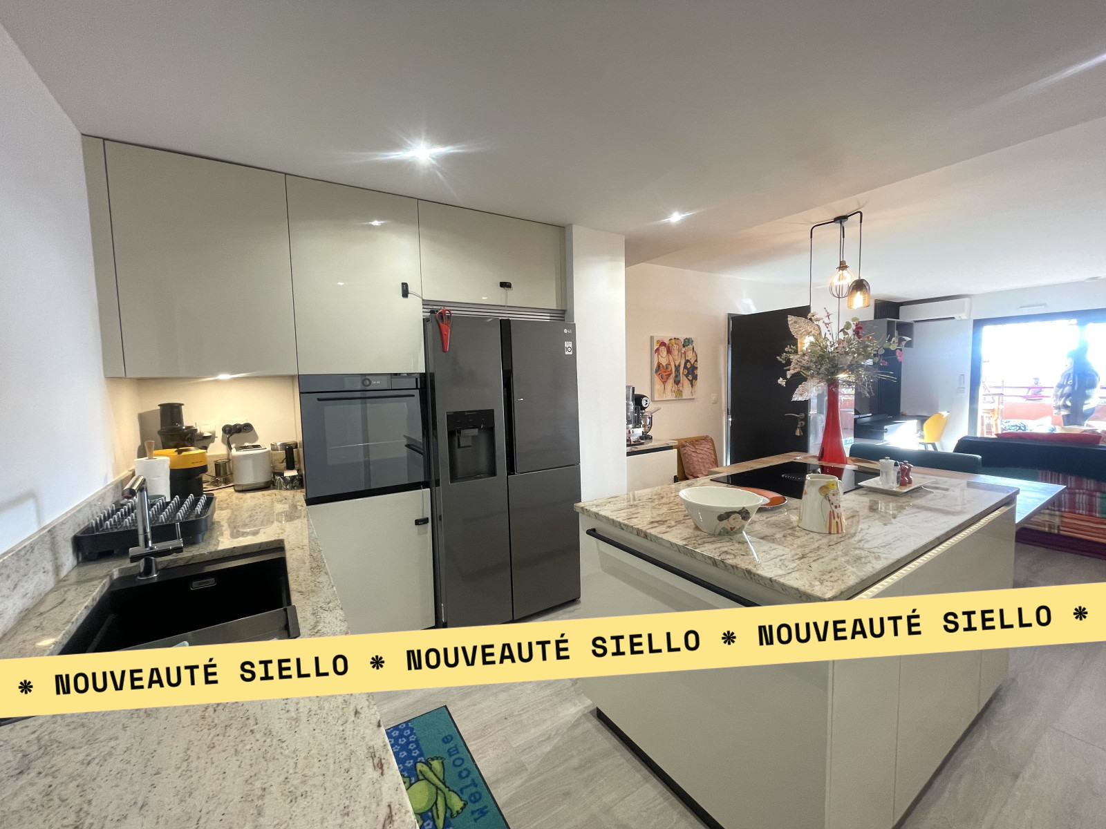 
                                                Vente
                                                 LE LAVANDOU 3 pièce(s) 64m2 rénové Superbe vue mer Piscine Parking couvert