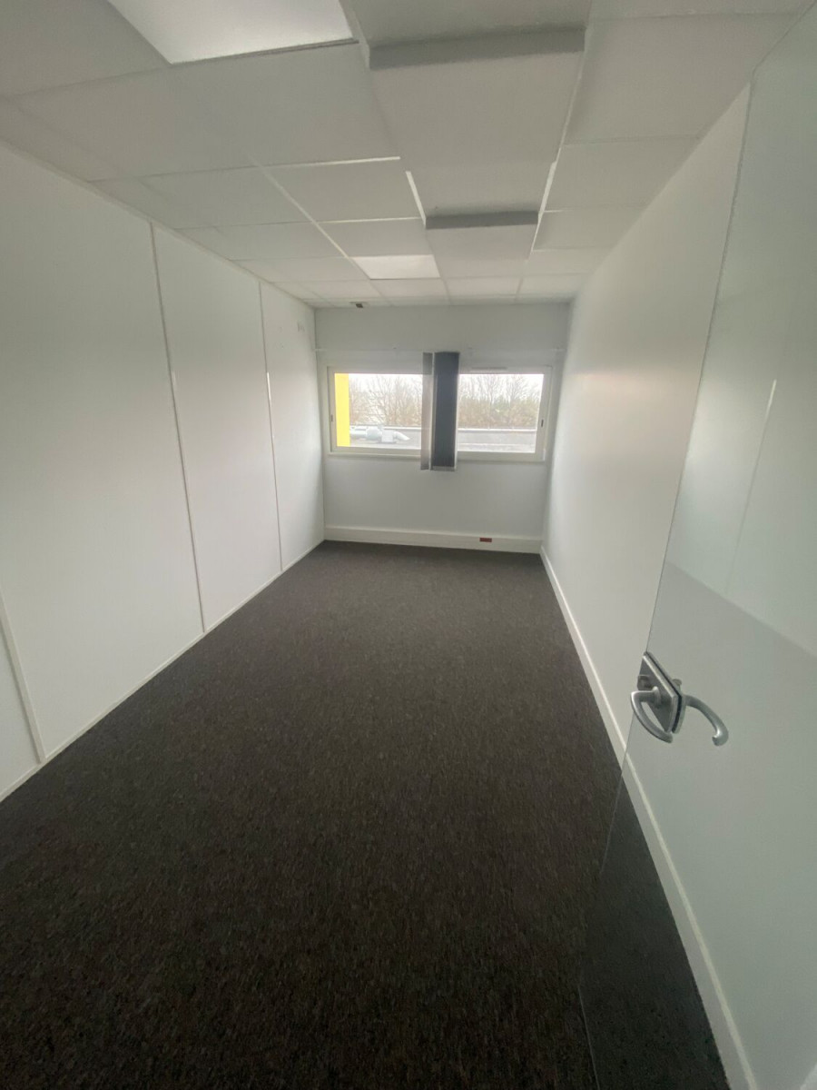 
                                                Location
                                                 Location Bureaux Bouguenais 44340