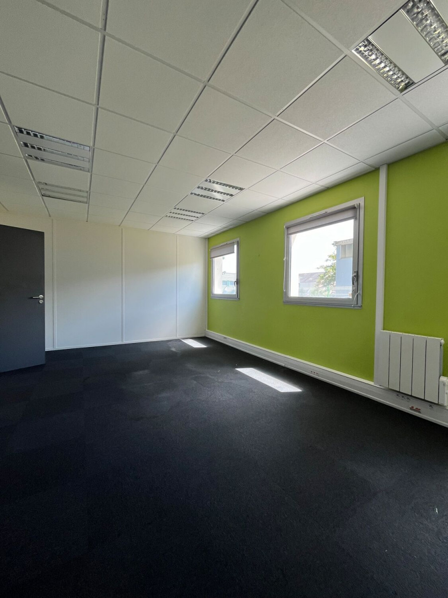 
                                                Location
                                                 Location Bureaux La Chapelle-sur-Erdre 44240