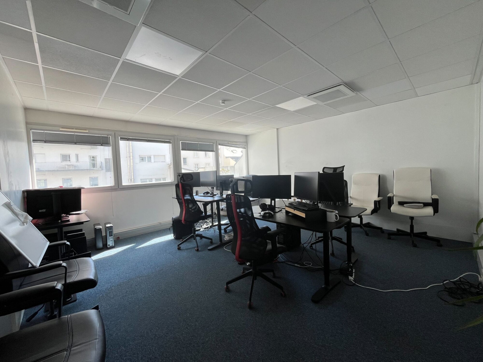 
                                                Location
                                                 Location Bureaux Nantes 44000