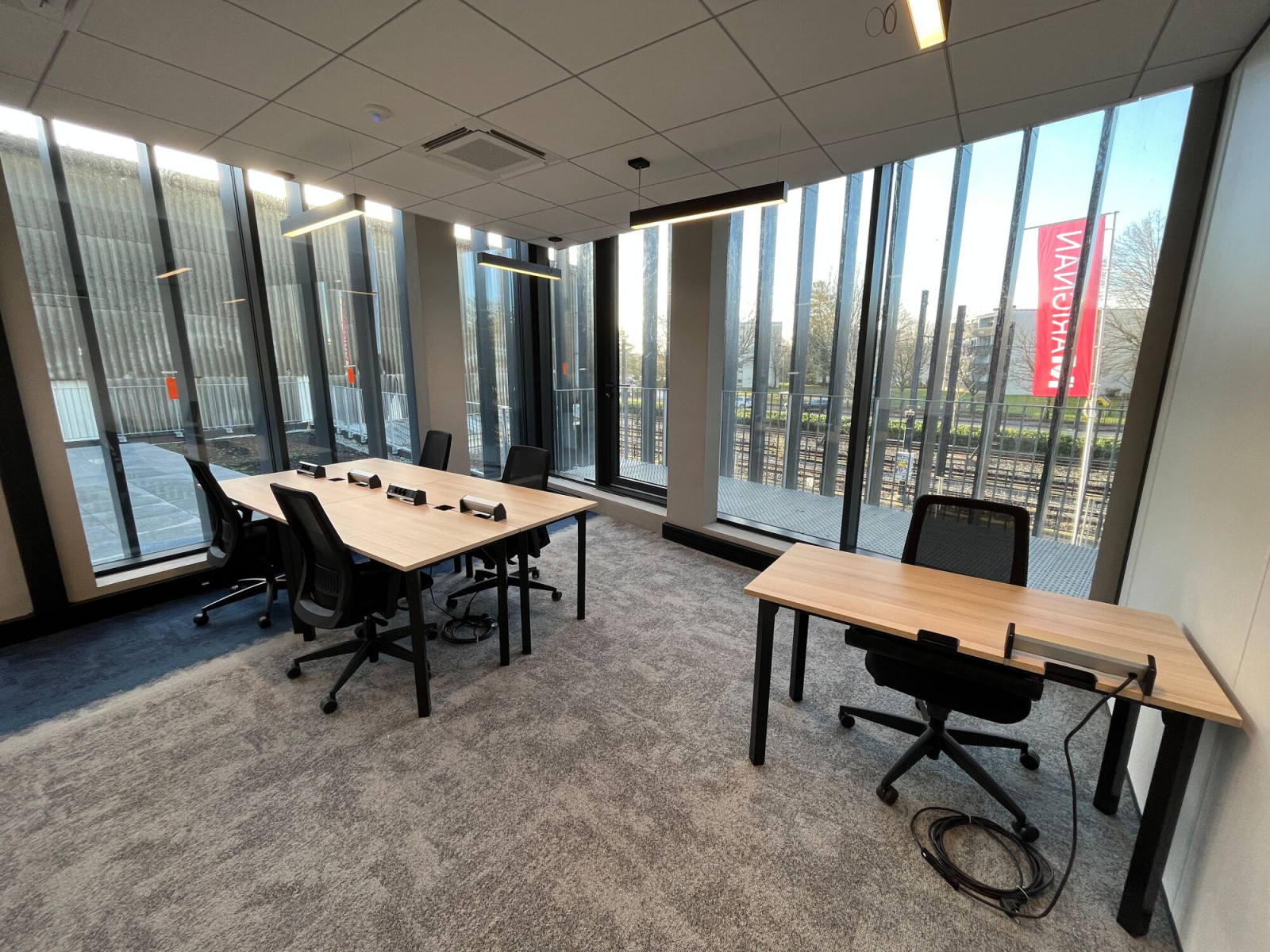 
                                                Location
                                                 Location Bureaux Nantes 44300