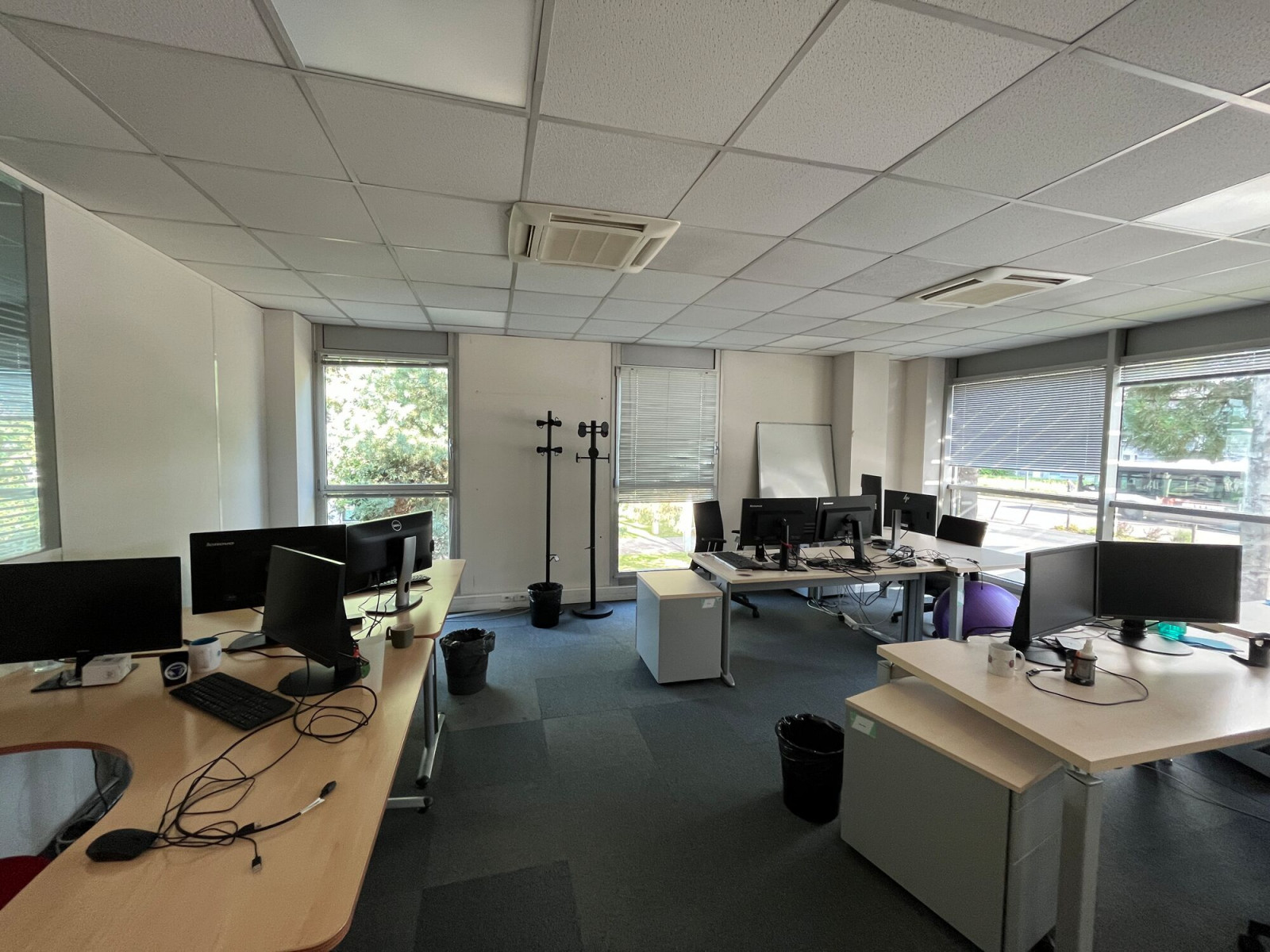 
                                                Location
                                                 Location Bureaux Nantes 44300