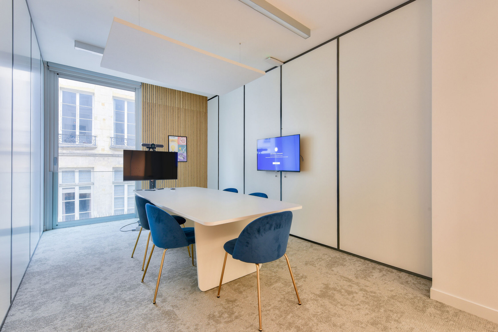 
                                                Location
                                                 Location Bureaux Paris 75001