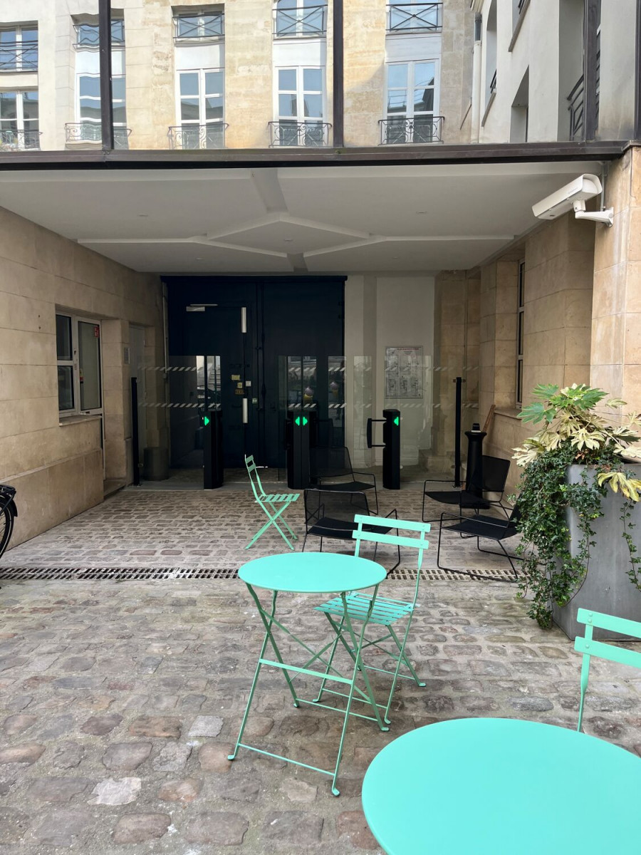 
                                                Location
                                                 Location Bureaux Paris 75002