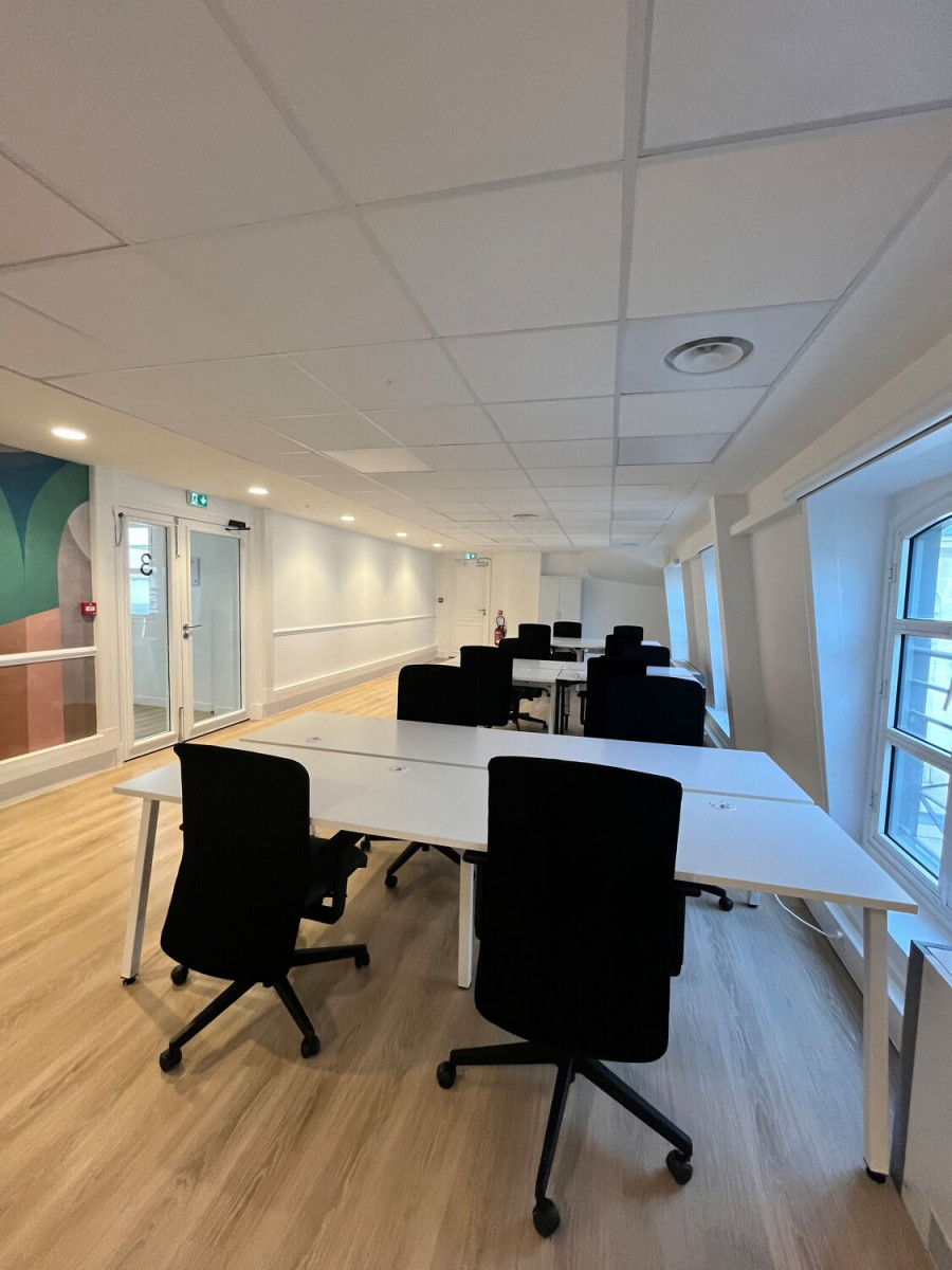 
                                                Location
                                                 Location Bureaux Paris 75002