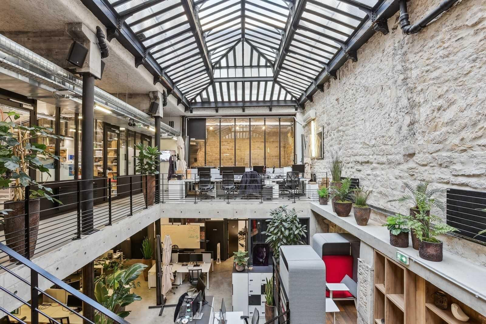 
                                                Location
                                                 Location Bureaux Paris 75002