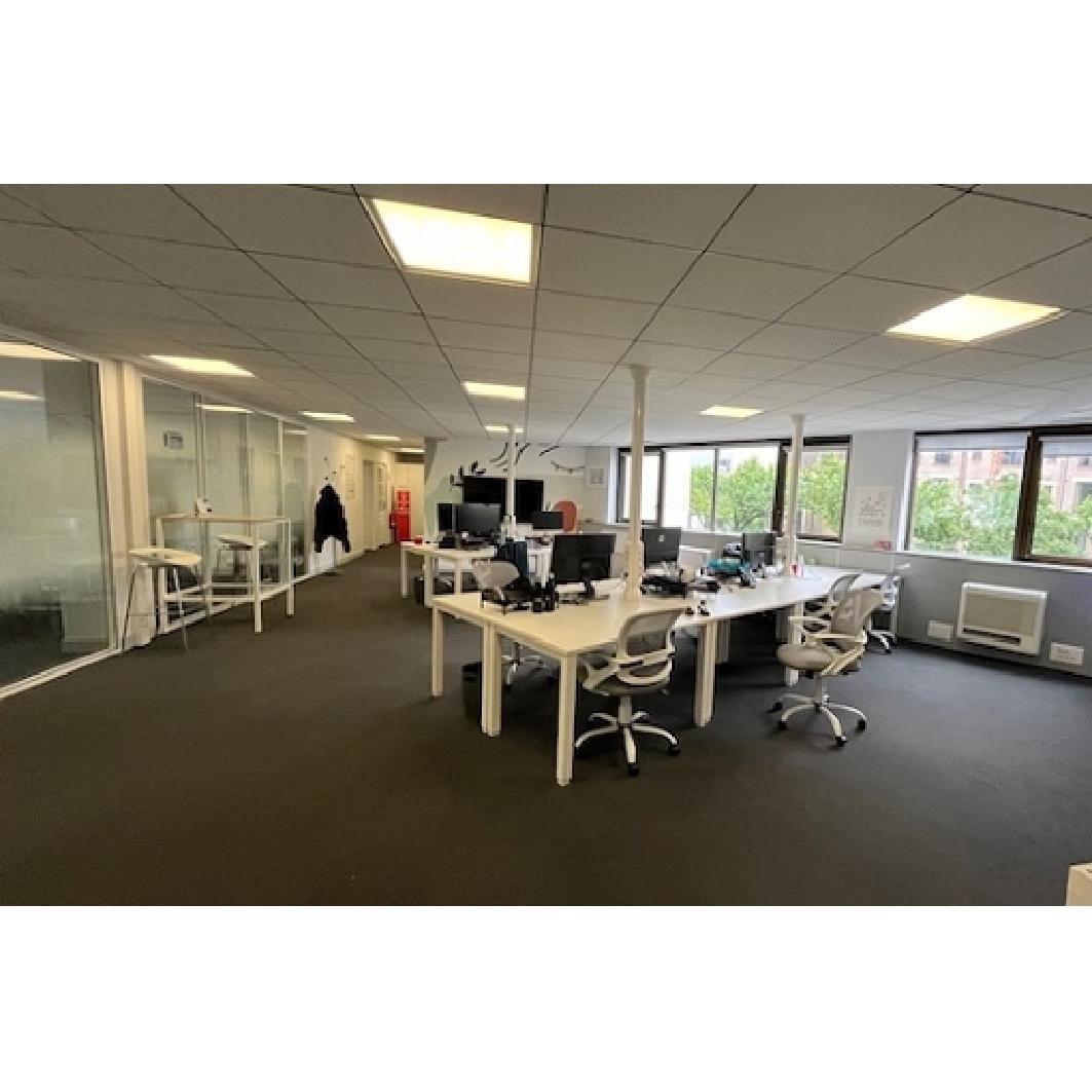 
                                                Location
                                                 Location Bureaux Paris 75002