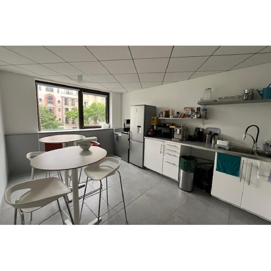 
                                                Location
                                                 Location Bureaux Paris 75002