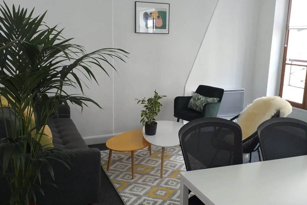 
                                                Location
                                                 Location Bureaux Paris 75003