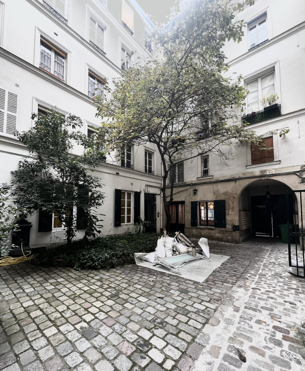 
                                                Location
                                                 Location Bureaux Paris 75004