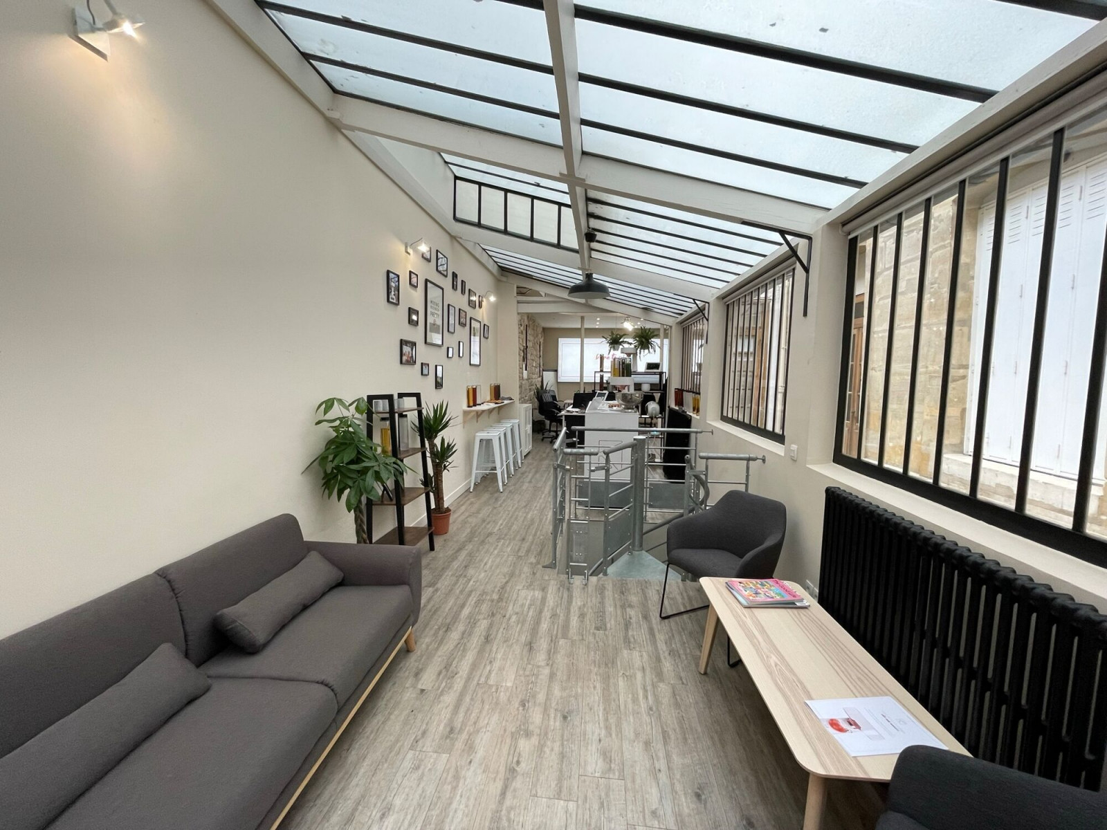 
                                                Location
                                                 Location Bureaux Paris 75006