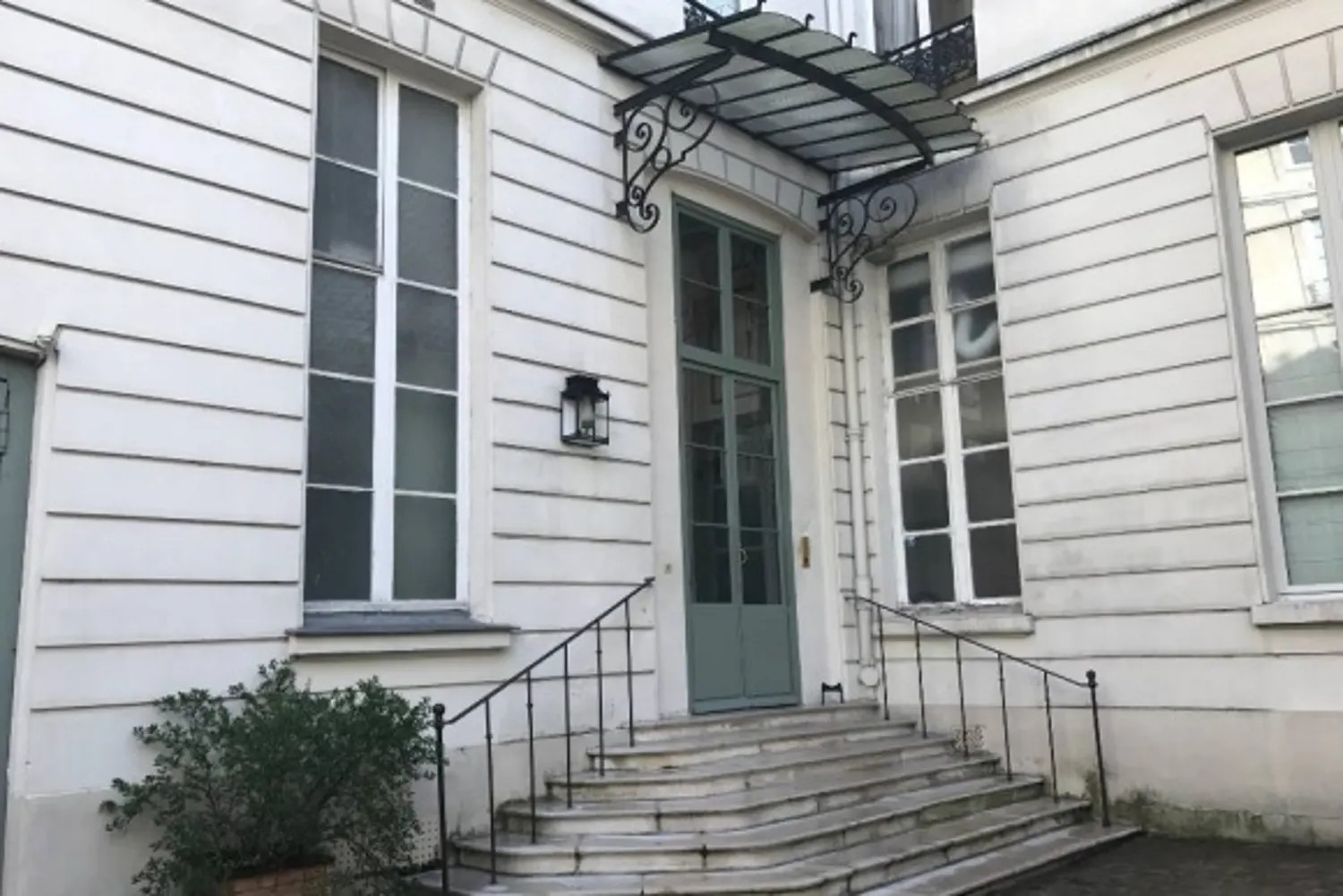 
                                                Location
                                                 Location Bureaux Paris 75007