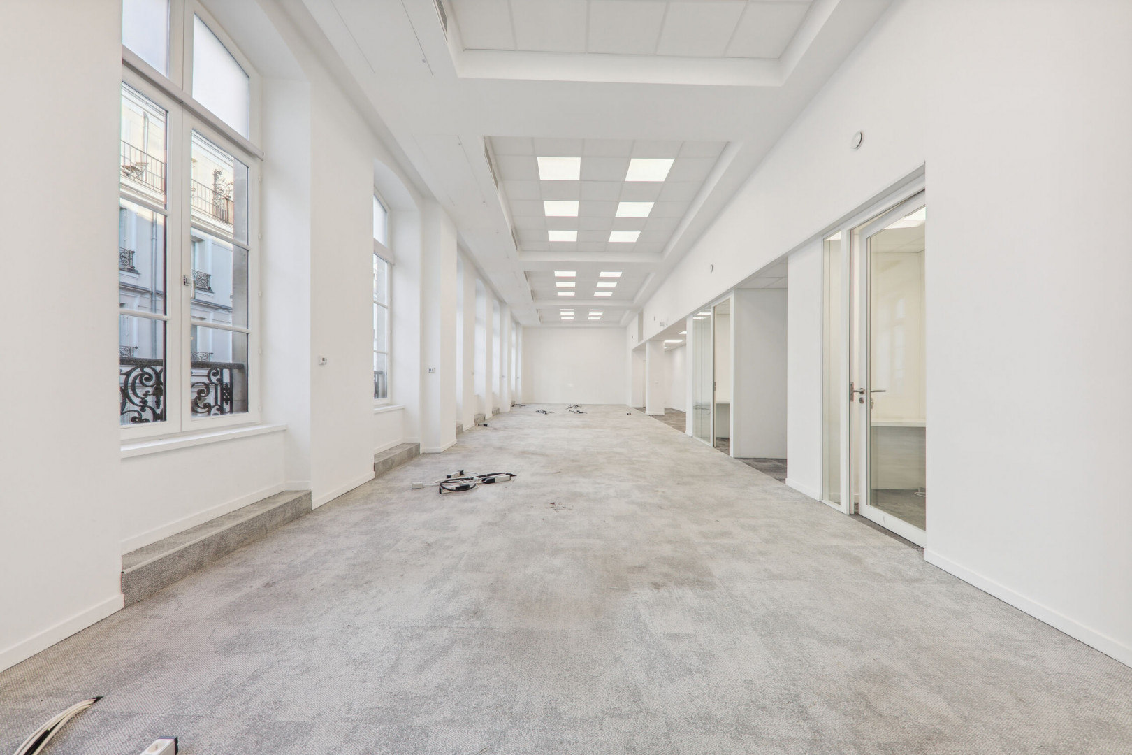 
                                                Location
                                                 Location Bureaux Paris 75008