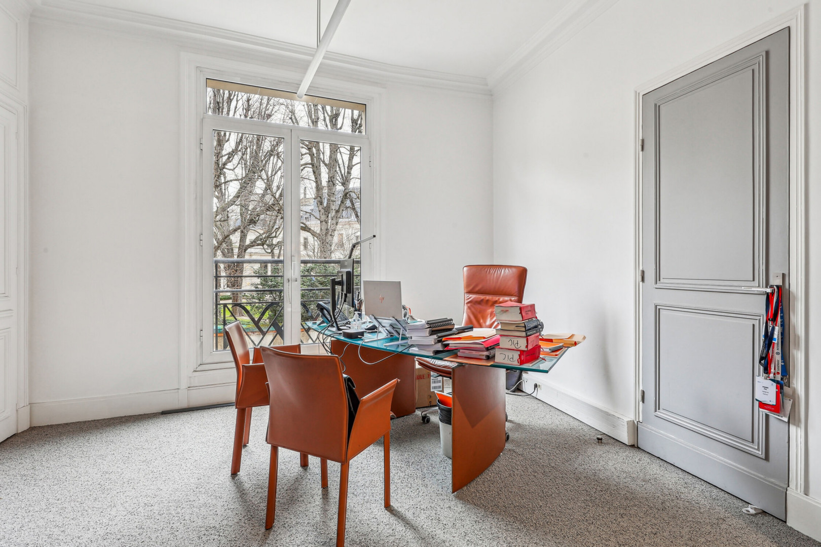 
                                                Location
                                                 Location Bureaux Paris 75008