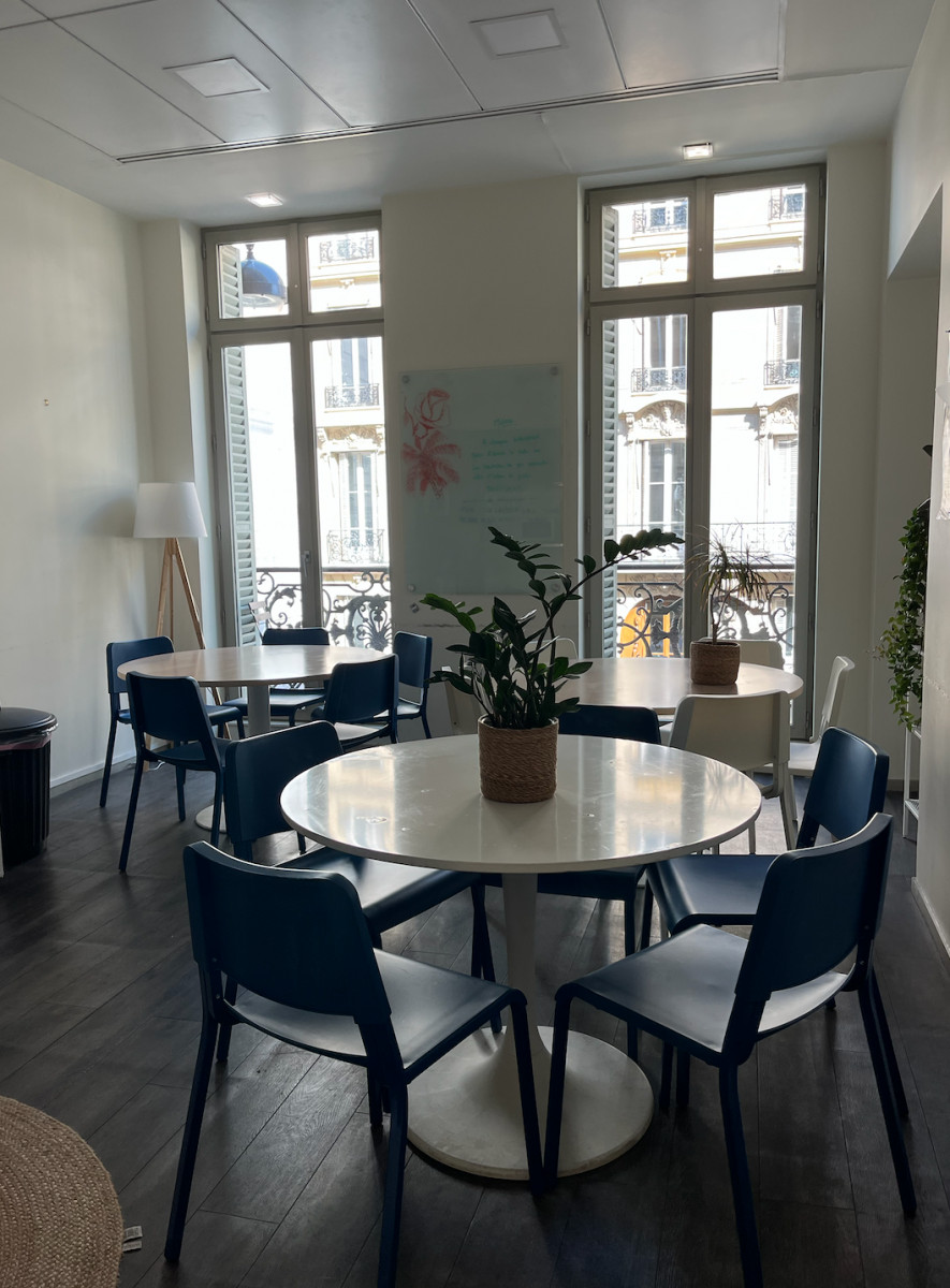 
                                                Location
                                                 Location Bureaux Paris 75009