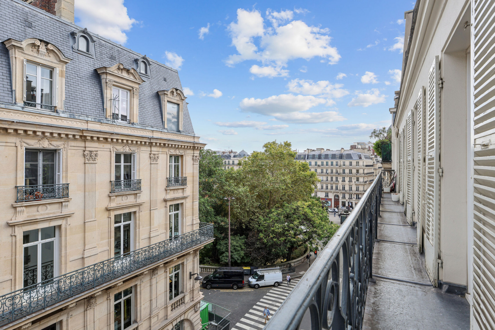 
                                                Location
                                                 Location Bureaux Paris 75009