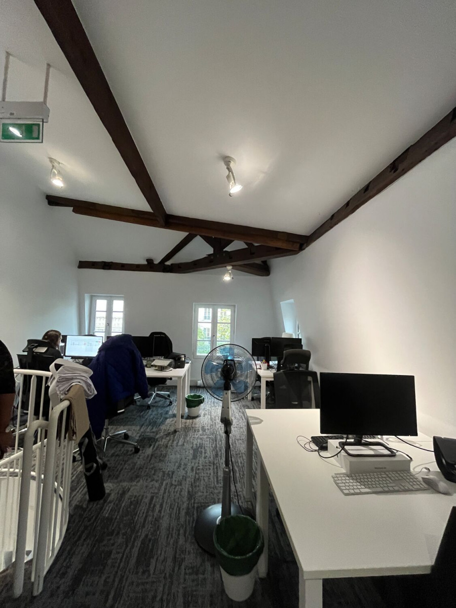 
                                                Location
                                                 Location Bureaux Paris 75009