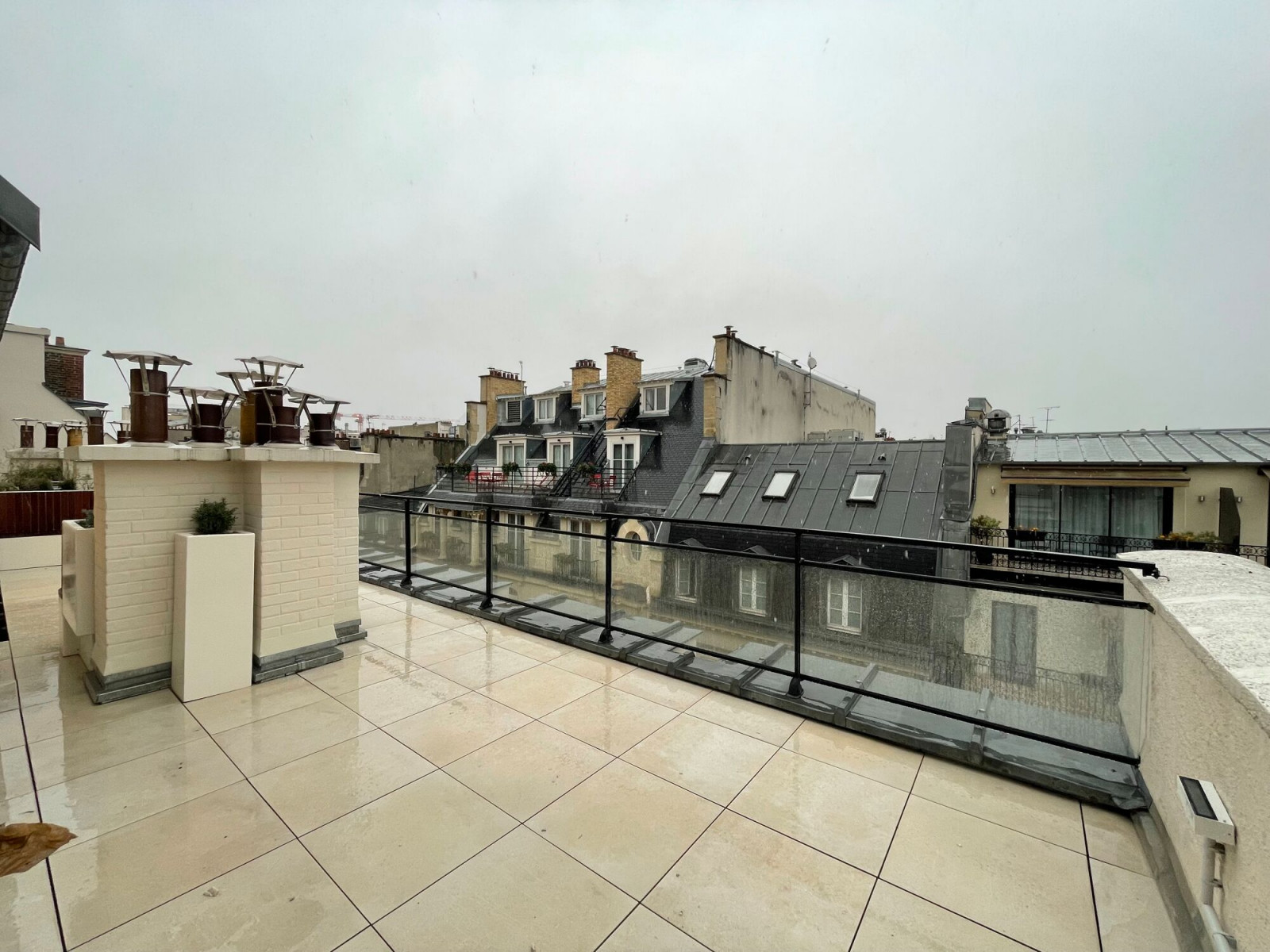 
                                                Location
                                                 Location Bureaux Paris 75009