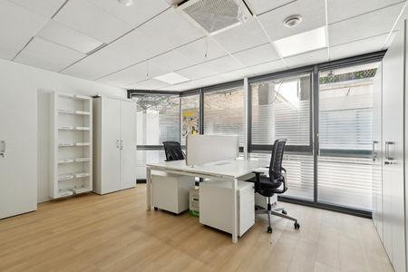 
                                                Location
                                                 Location Bureaux Paris 75010