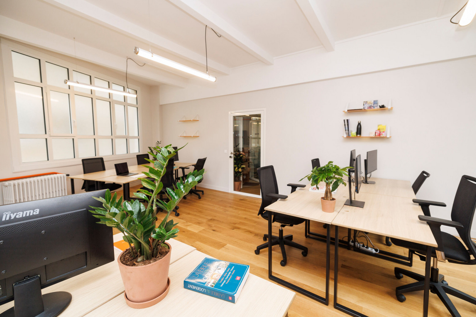 
                                                Location
                                                 Location Bureaux Paris 75011