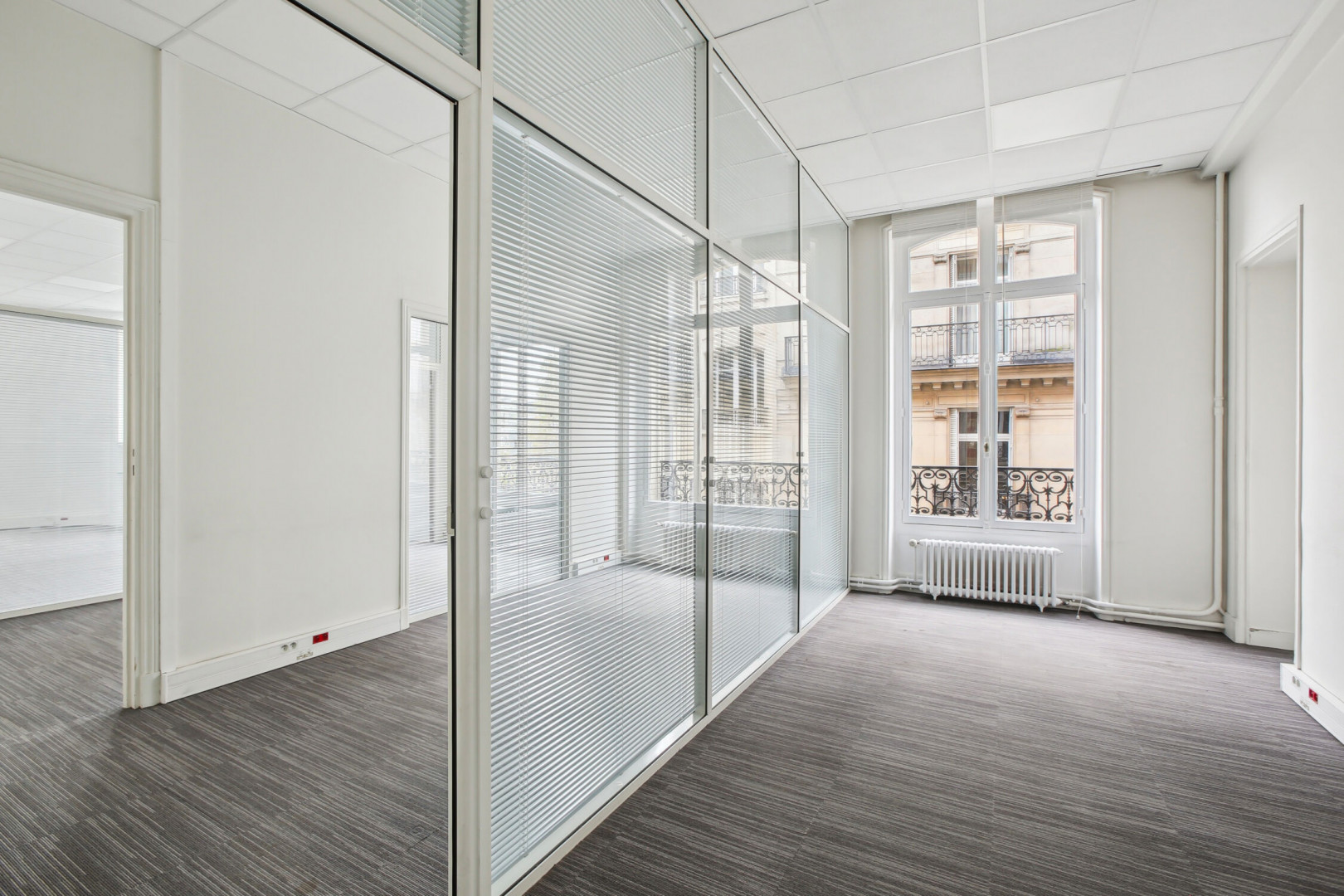 
                                                Location
                                                 Location Bureaux Paris 75016