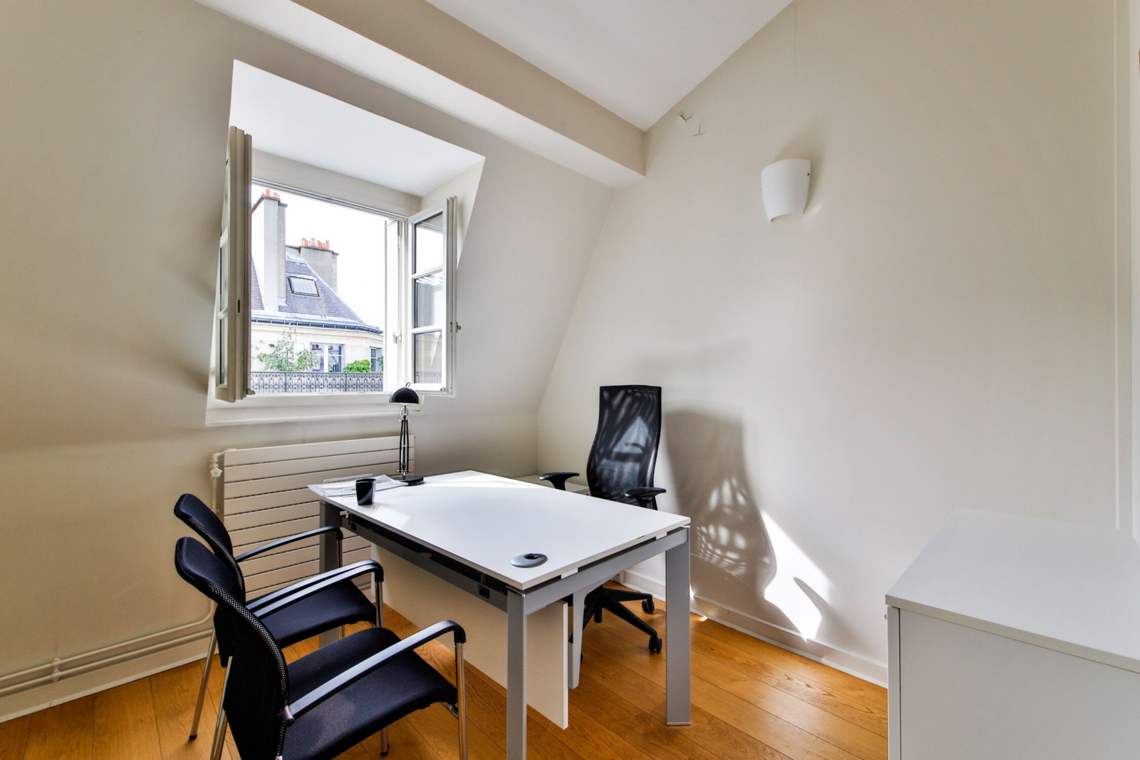 
                                                Location
                                                 Location Bureaux Paris 75017