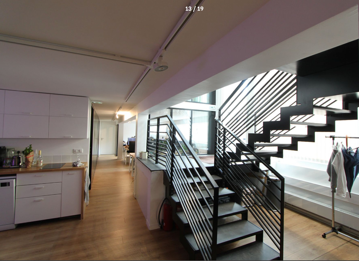 
                                                Location
                                                 Location Bureaux Paris 75020