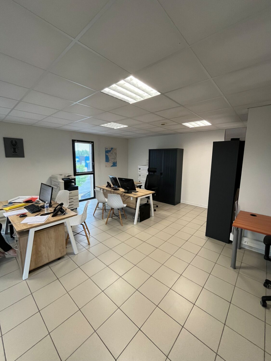 
                                                Location
                                                 Location Bureaux Vertou 44120