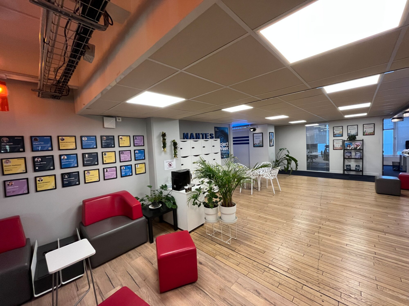 
                                                Location
                                                 Location et vente Bureaux Nantes 44100