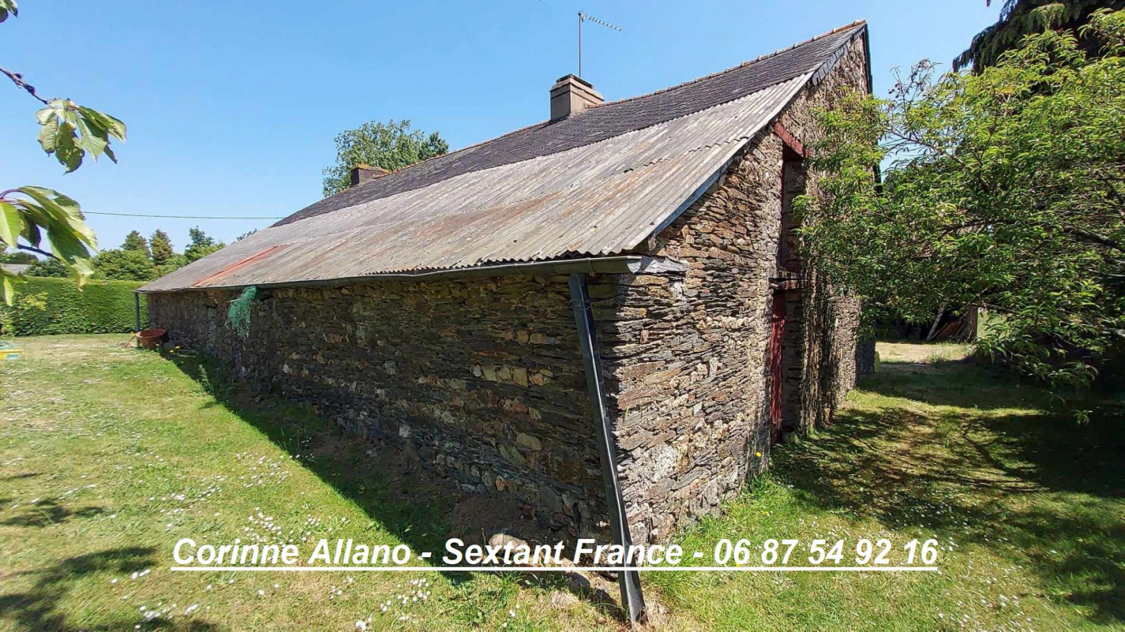 
                                                Vente
                                                 Longère en pierres