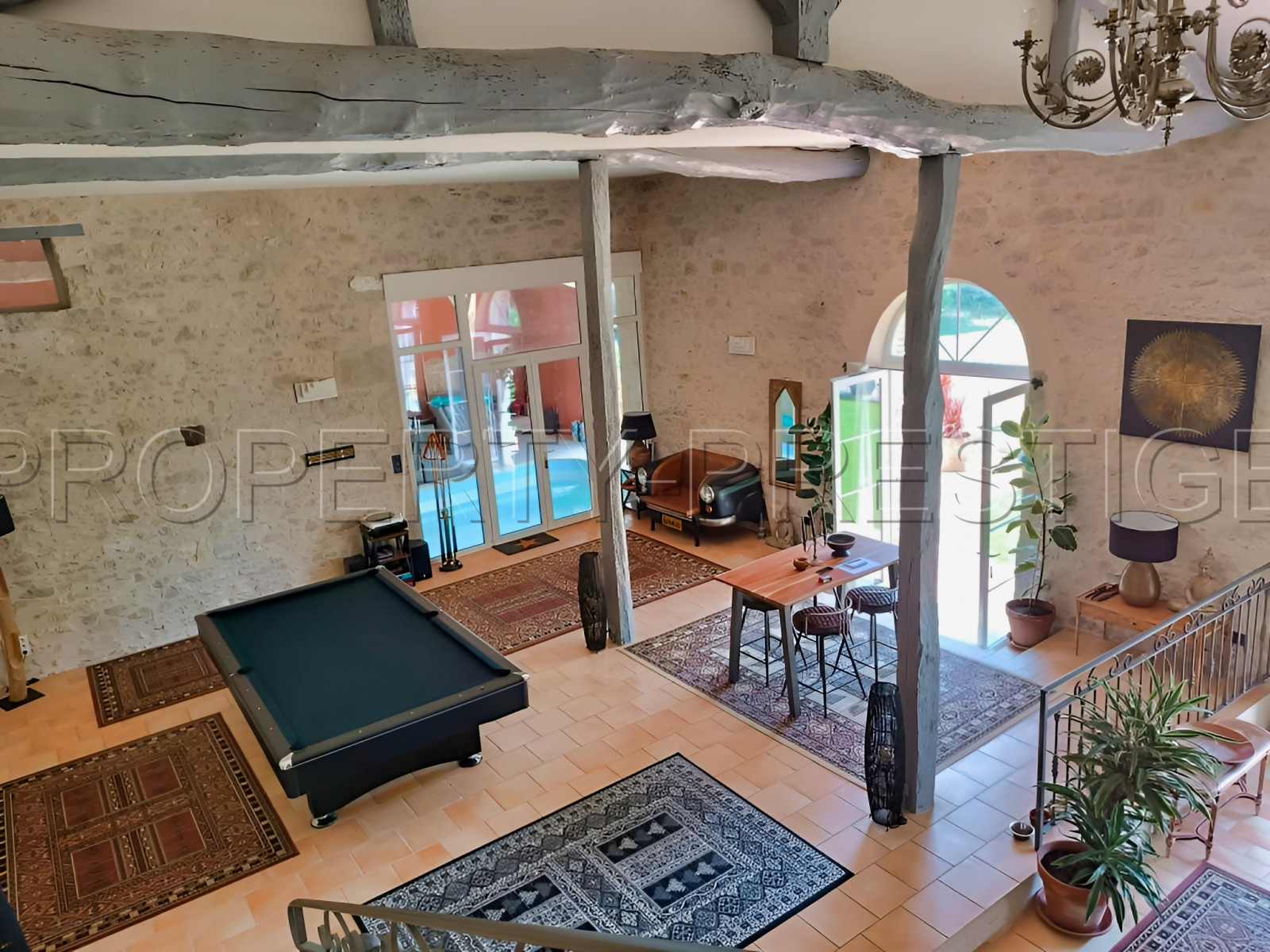 
                                                Vente
                                                 LOT ET GARONNE PROPRIETE XIXème EN PIERRES 3,6 HA