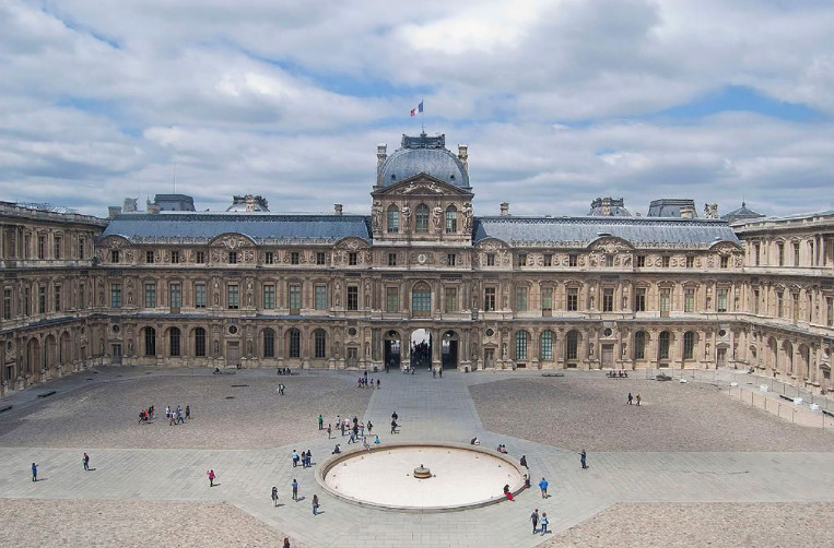 
                                                Location
                                                 Magnifique Appartement Meublé - Louvre