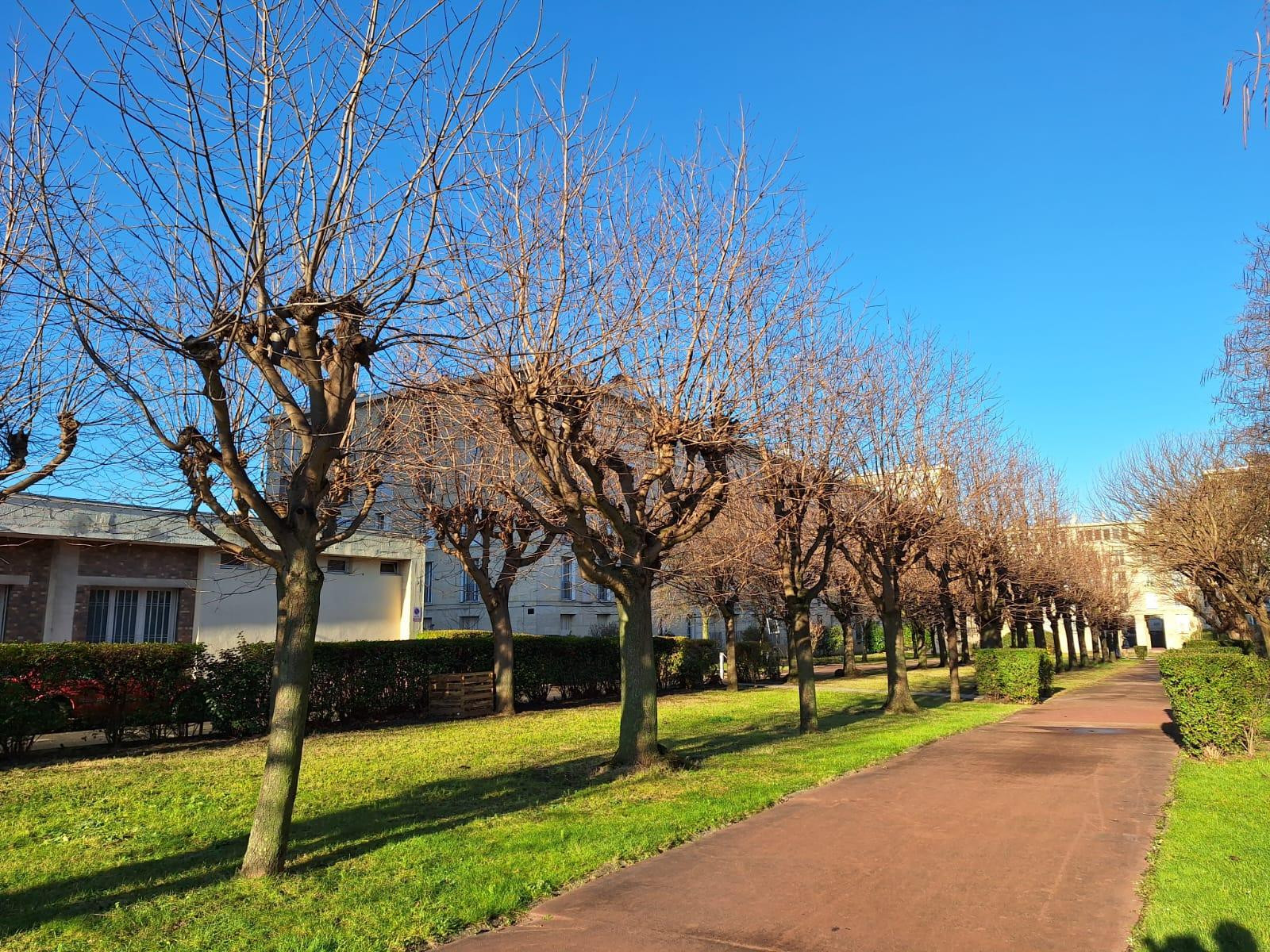 
                                                Vente
                                                 Magnifique T2 dans résidence classée à Pantin