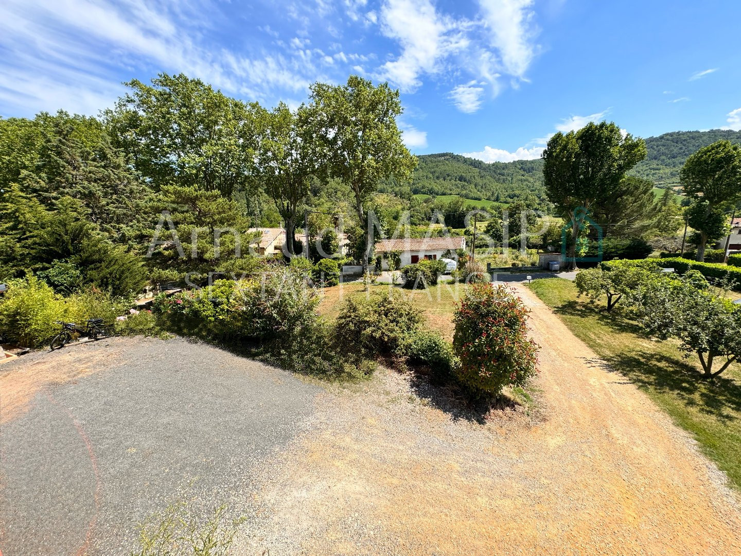 
                                                Vente
                                                 MAGNIFIQUE VILLA 130M² HAB, TERRASSE PISCINE, DOUBLE GARAGE, GRAND TERRAIN, VUE IMPRENABLE, AU CALME