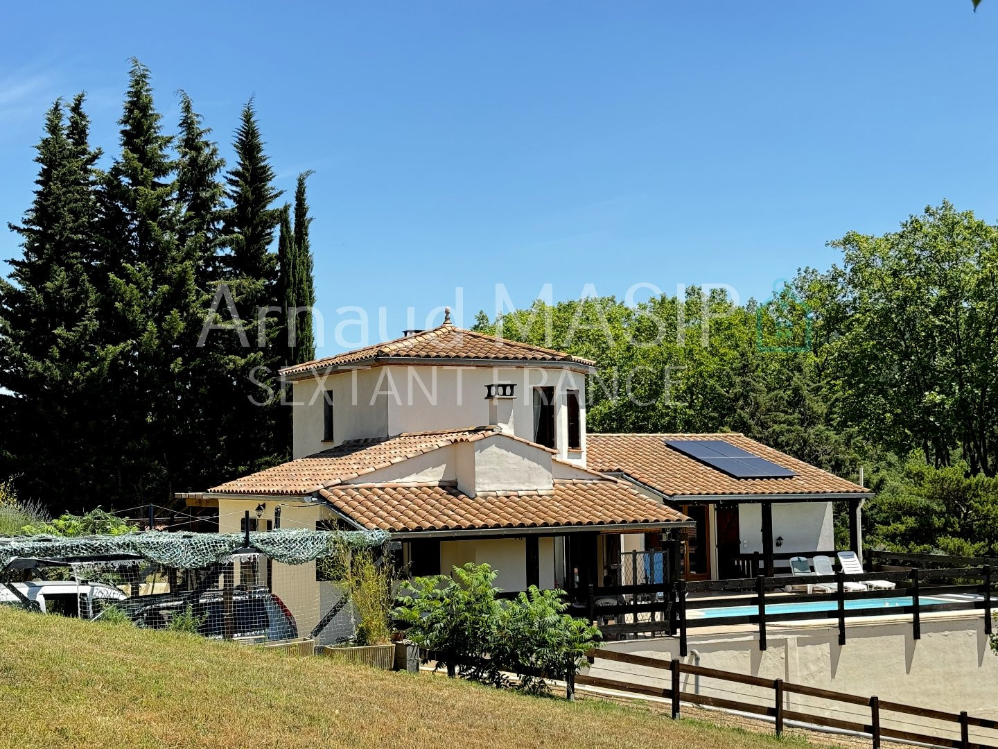 
                                                Vente
                                                 MAGNIFIQUE VILLA 130M² HAB, TERRASSE PISCINE, DOUBLE GARAGE, GRAND TERRAIN, VUE IMPRENABLE, AU CALME