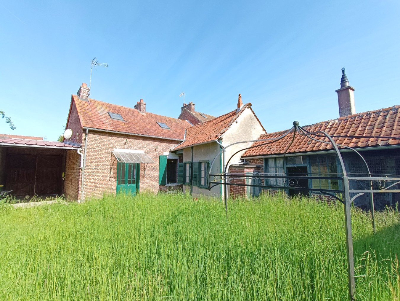 
                                                Vente
                                                 Maison 3 chambres et jardin secteur Sud Amiens