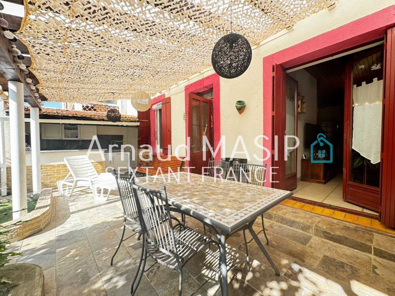 
                                                Vente
                                                 MAISON 4 CH, GARAGE, TERRASSE, CUISINE ETE, JARDIN - PROCHE QUILLAN CENTRE  