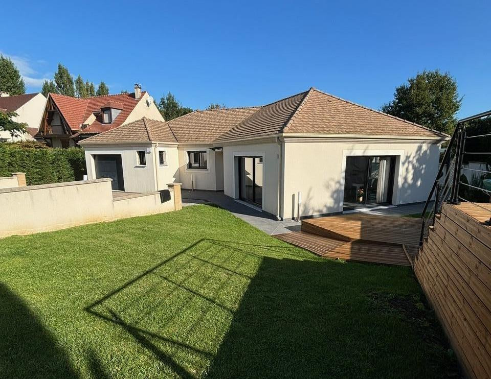 
                                                Vente
                                                 Maison 5 pièces