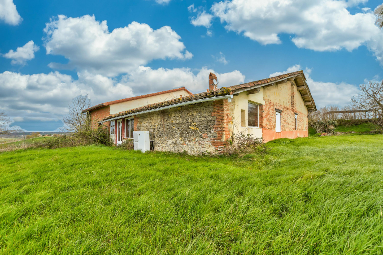 
                                                Vente
                                                 Maison 6 pièces, corps de ferme lauragaise